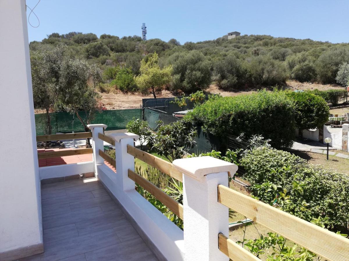 Villino Veronica Porto Columbu - Perd'E Sali Bagian luar foto