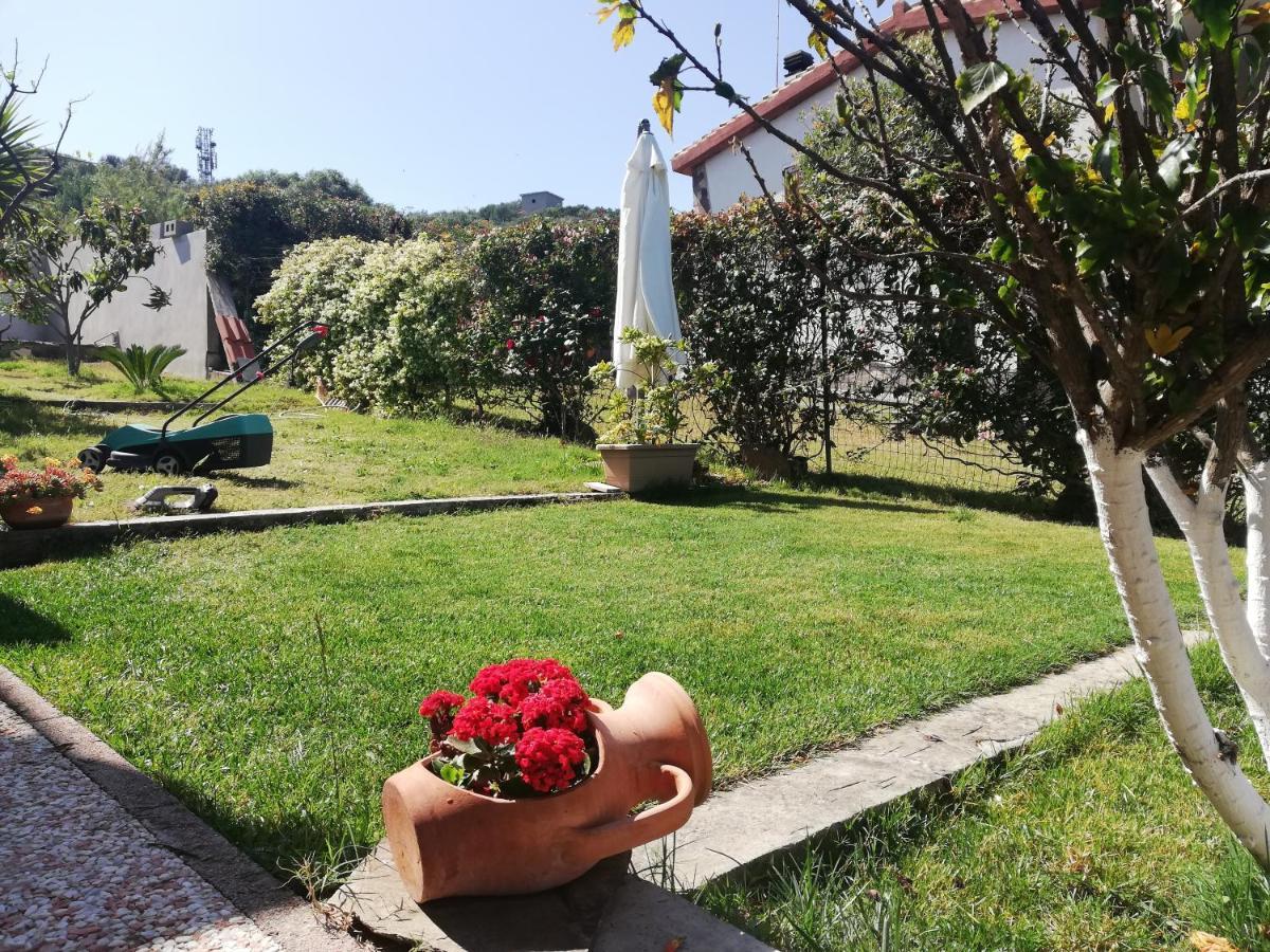 Villino Veronica Porto Columbu - Perd'E Sali Bagian luar foto