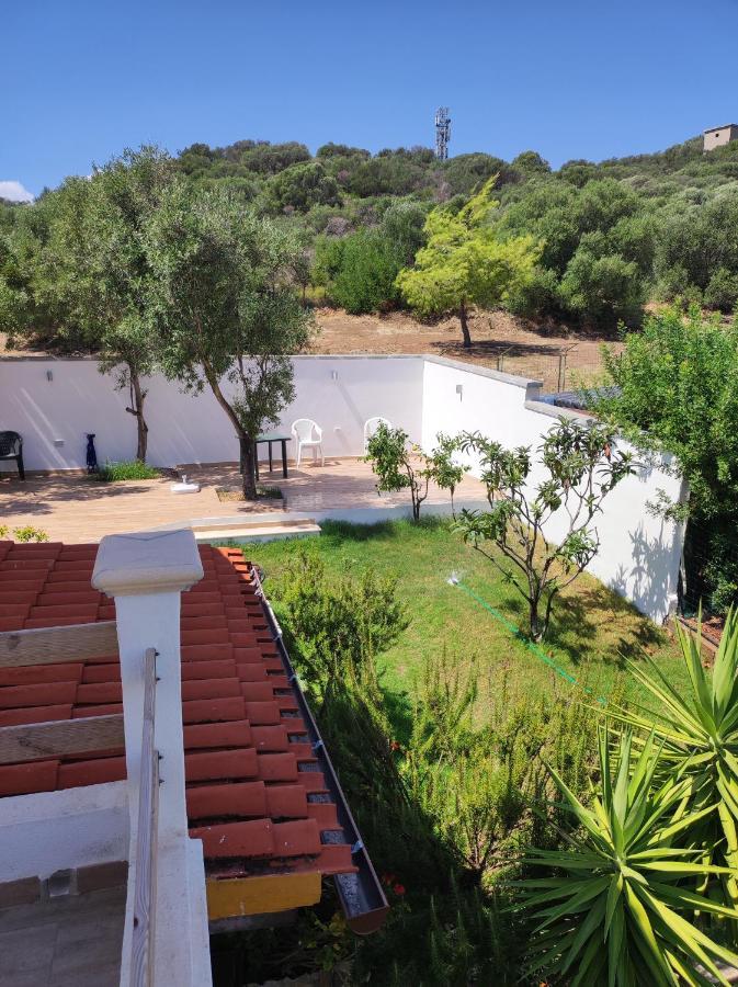 Villino Veronica Porto Columbu - Perd'E Sali Bagian luar foto